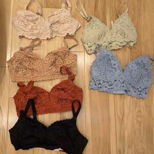 Momanda breastfeeding bras Lot of 6